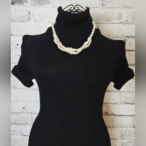 Twisted Faux Pearl Necklace